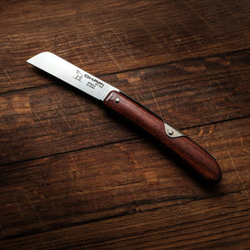 Okapi Biltong Knife โ durable fixed-blade knife with wooden handle