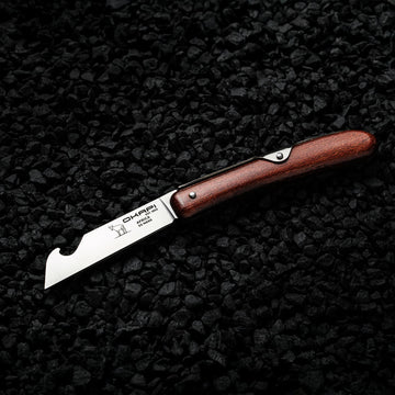 Okapi Biltong & Beer Knife – compact folding knife with integrated bottle opener and ergonomic wooden grip