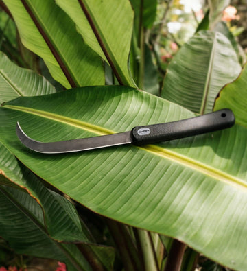 The Okapi Banana knife range